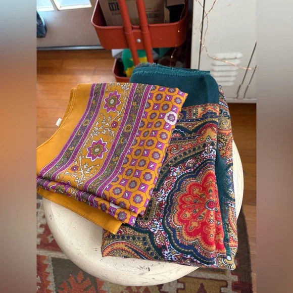 Scarf Bundle - Picture 3 of 13